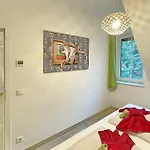 Appartement Spreeblick Baum 5 *